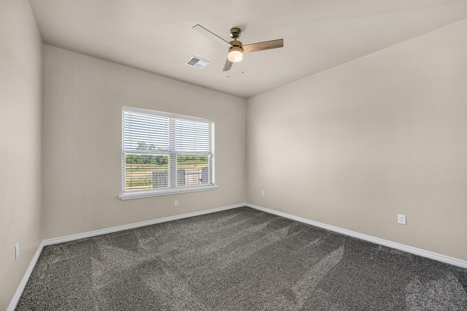 1735 NE 41st St_Interior (13 of 36) 1735 NE 41st Lawton, OK