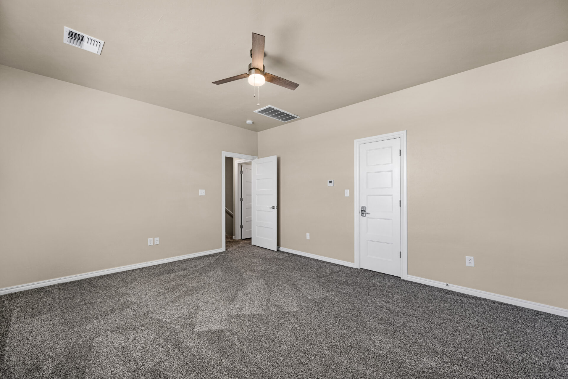 1735 NE 41st St_Interior (35 of 36) 1735 NE 41st Lawton, OK