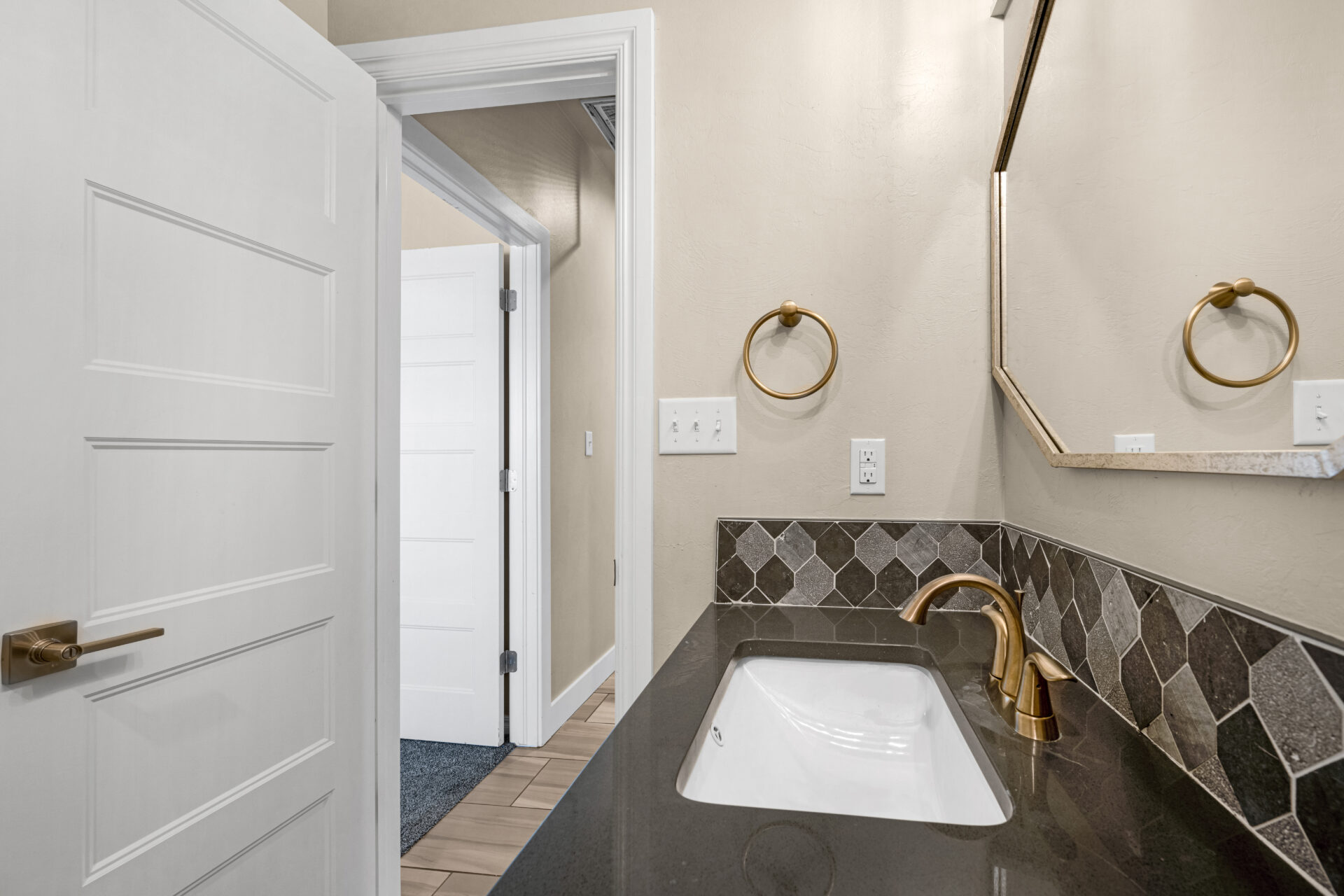 1735 NE 41st St_Interior (8 of 36) 1735 NE 41st Lawton, OK