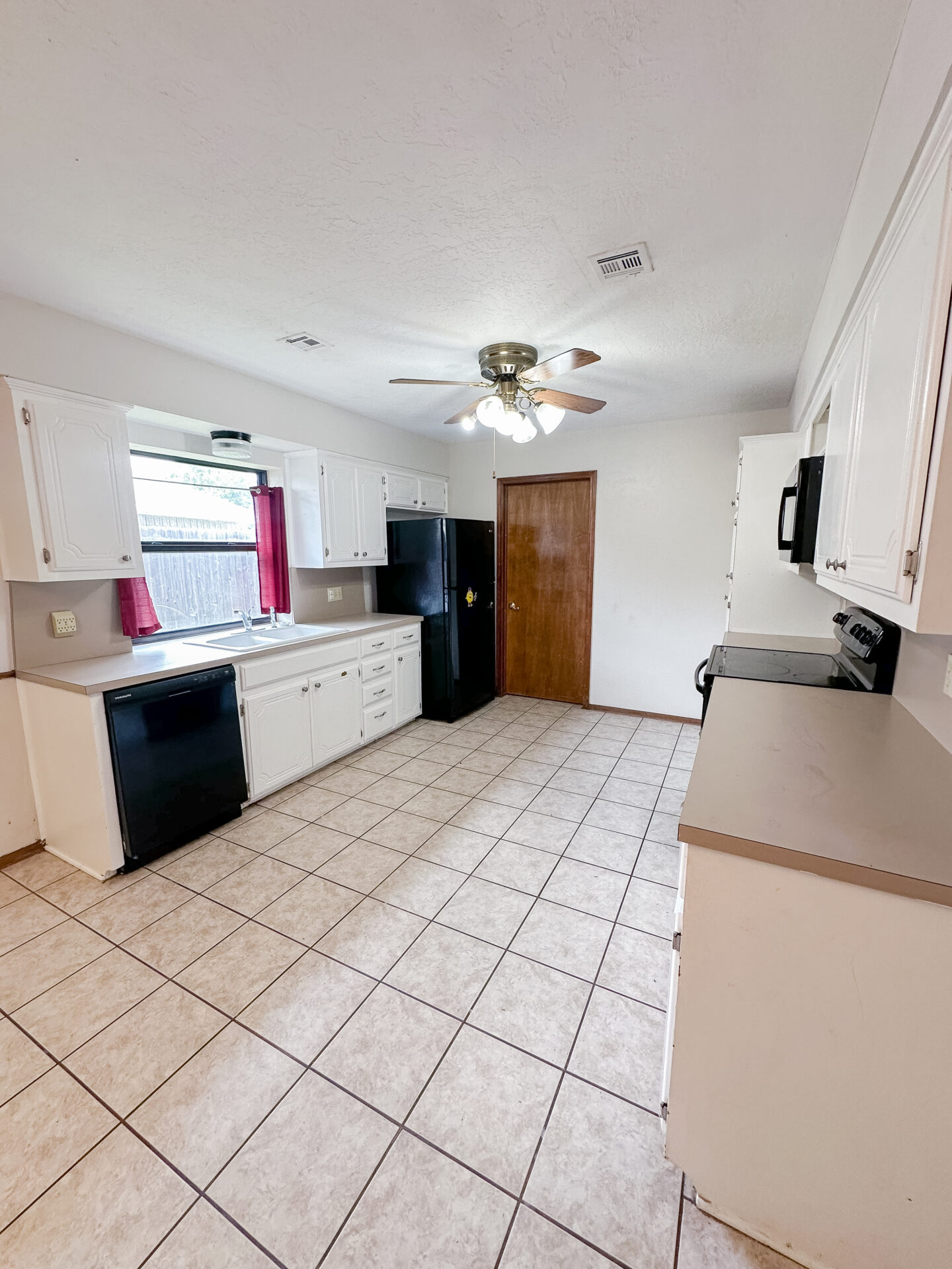 7208 NW Willow Creek Drive Lawton, OK