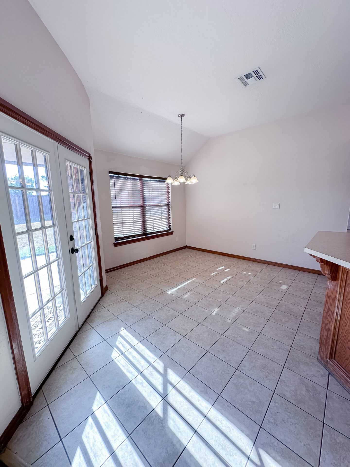 8 SW Riverbend, Lawton OK