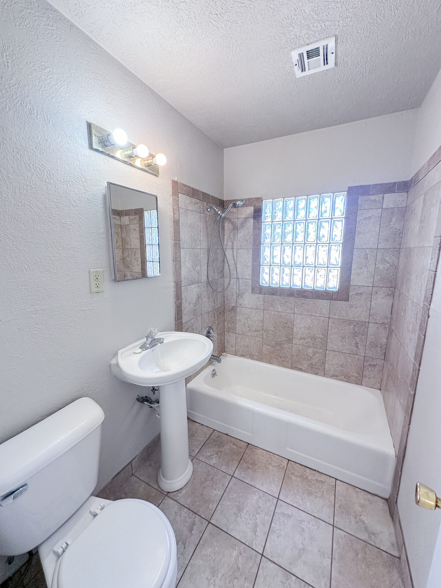 IMG_7740 1403 NW Hoover, Lawton OK